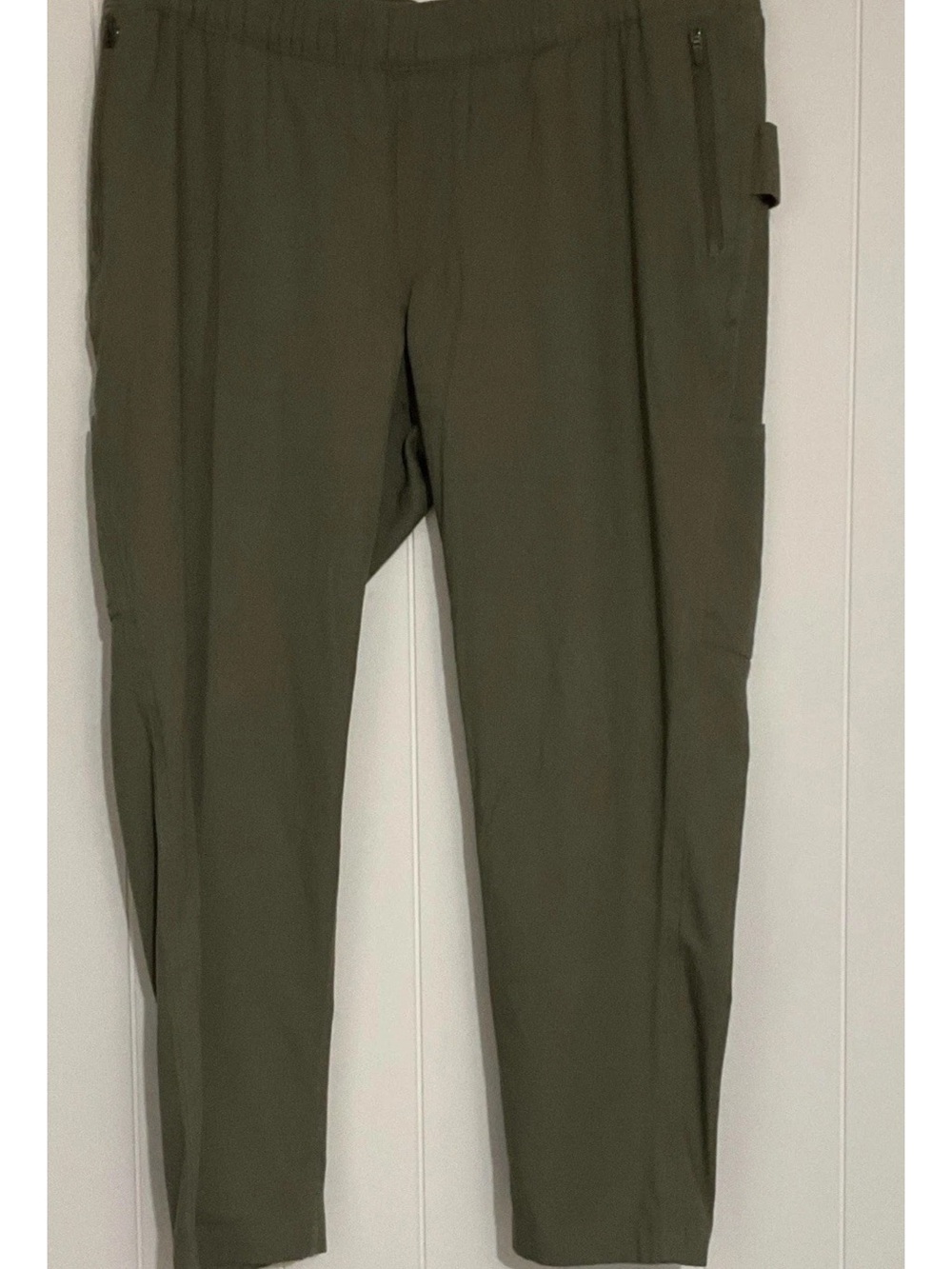 Carhartt Women’s L Olive Green Cargo Ripstop Straight-Leg Utility Pants